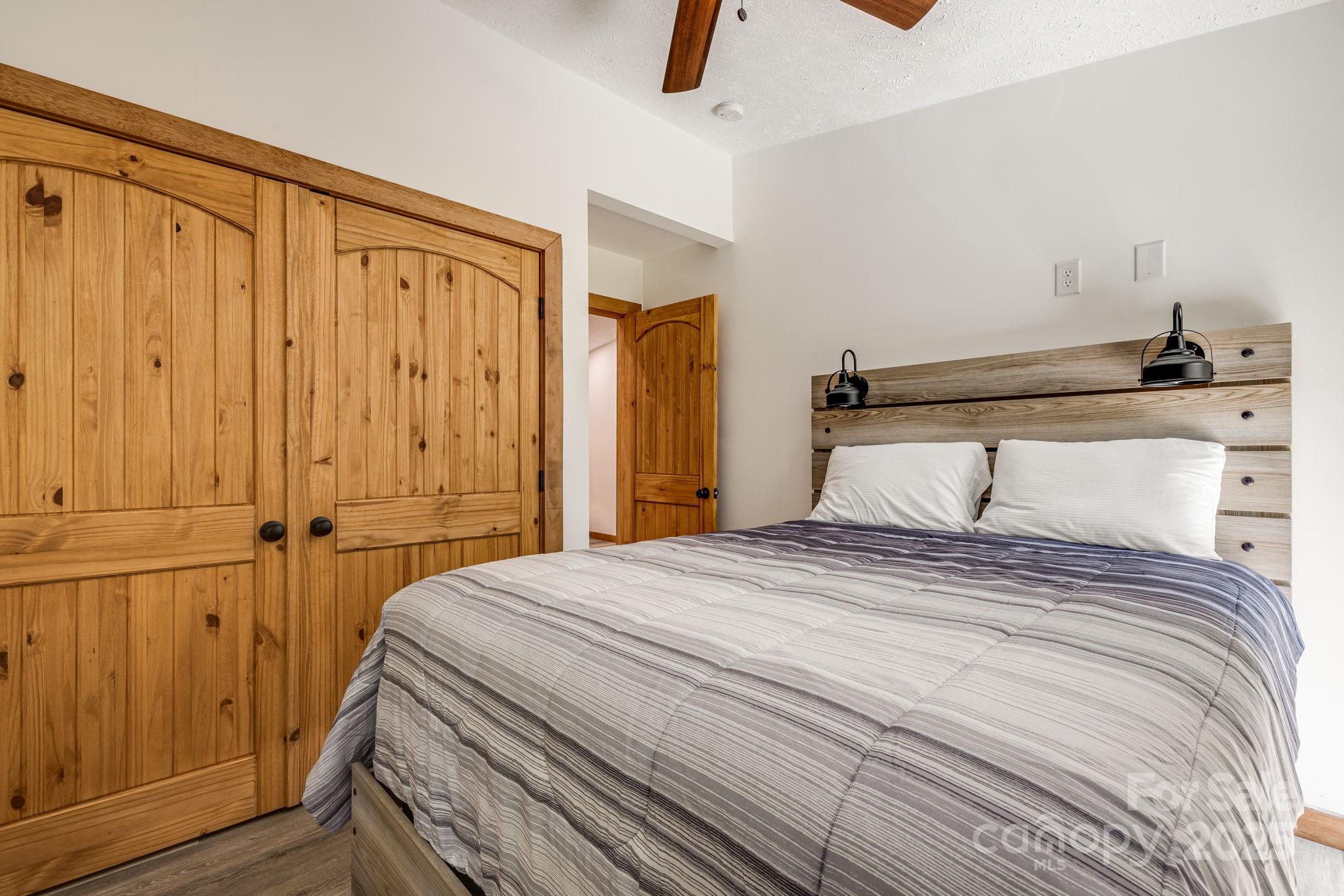 765/764 Osborne Knob Road Little Switzerland NC 28752
