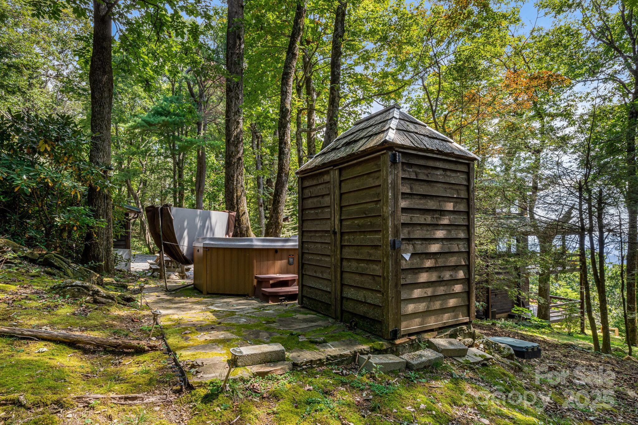 765/764 Osborne Knob Road Little Switzerland NC 28752