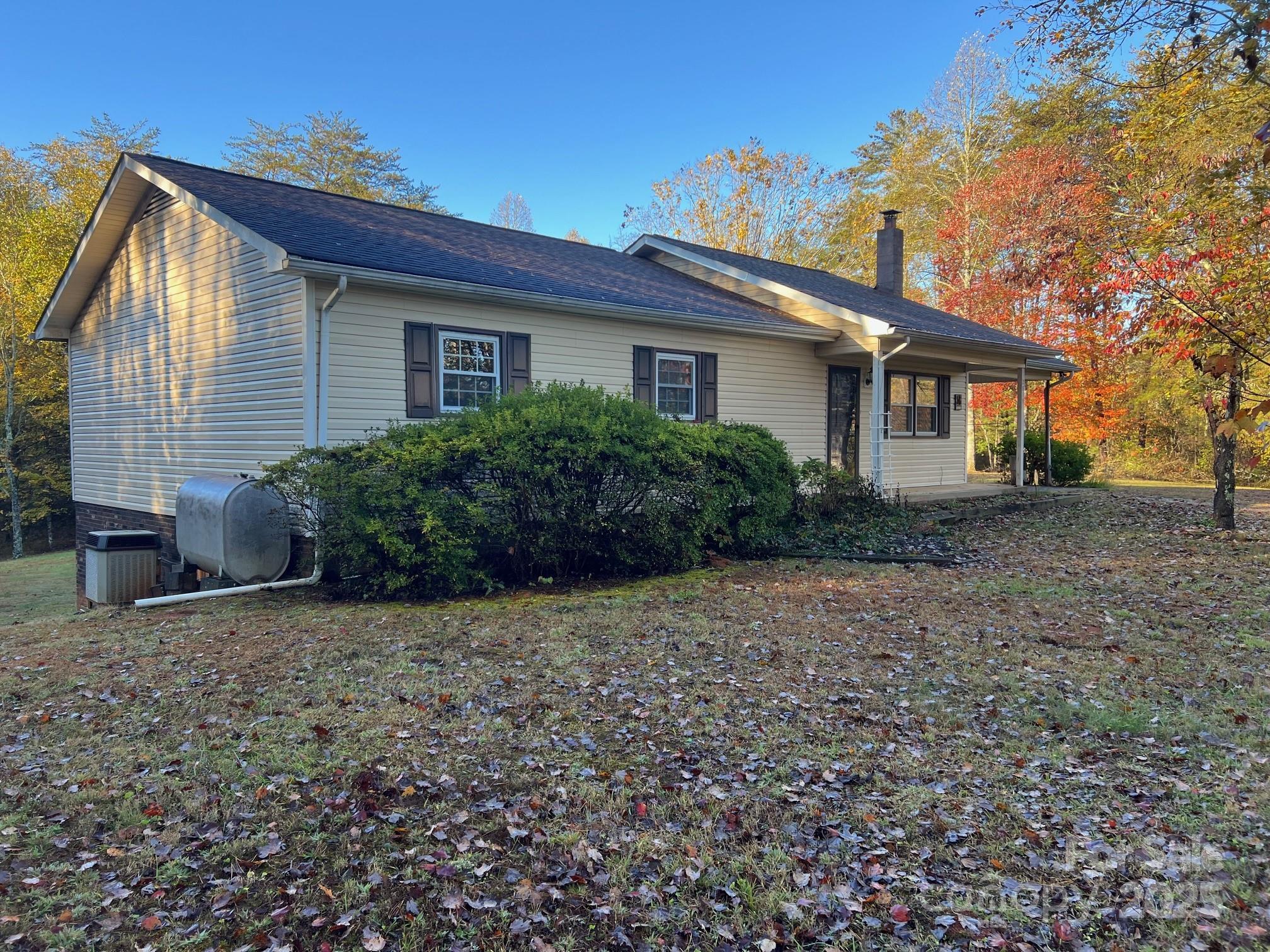 2819 Playmore Beach Road Morganton NC 28655