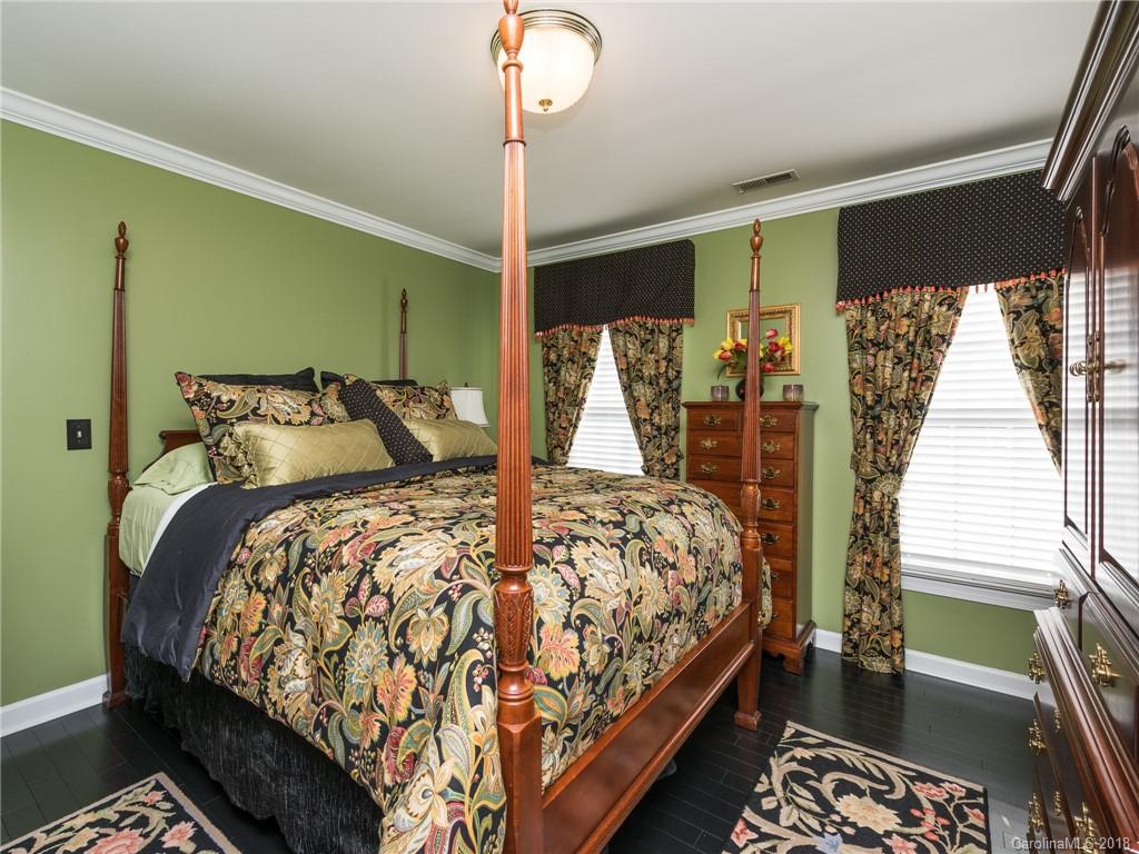 108 Umi Court Matthews NC 28105
