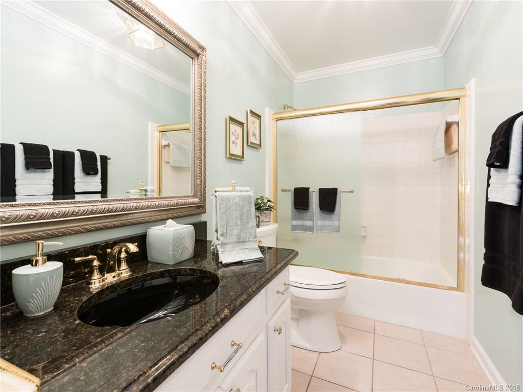 108 Umi Court Matthews NC 28105