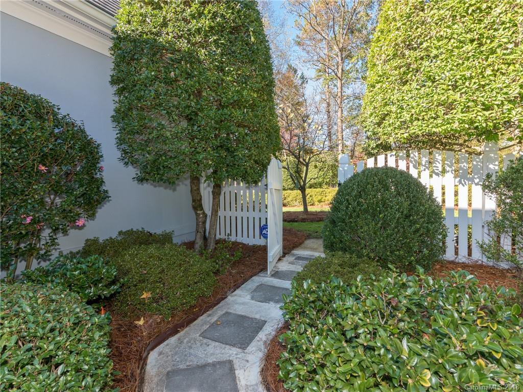 108 Umi Court Matthews NC 28105