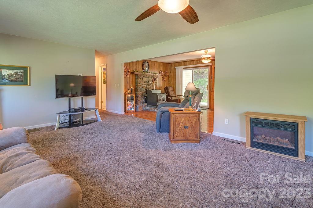 359 North Fork Road Barnardsville NC 28709