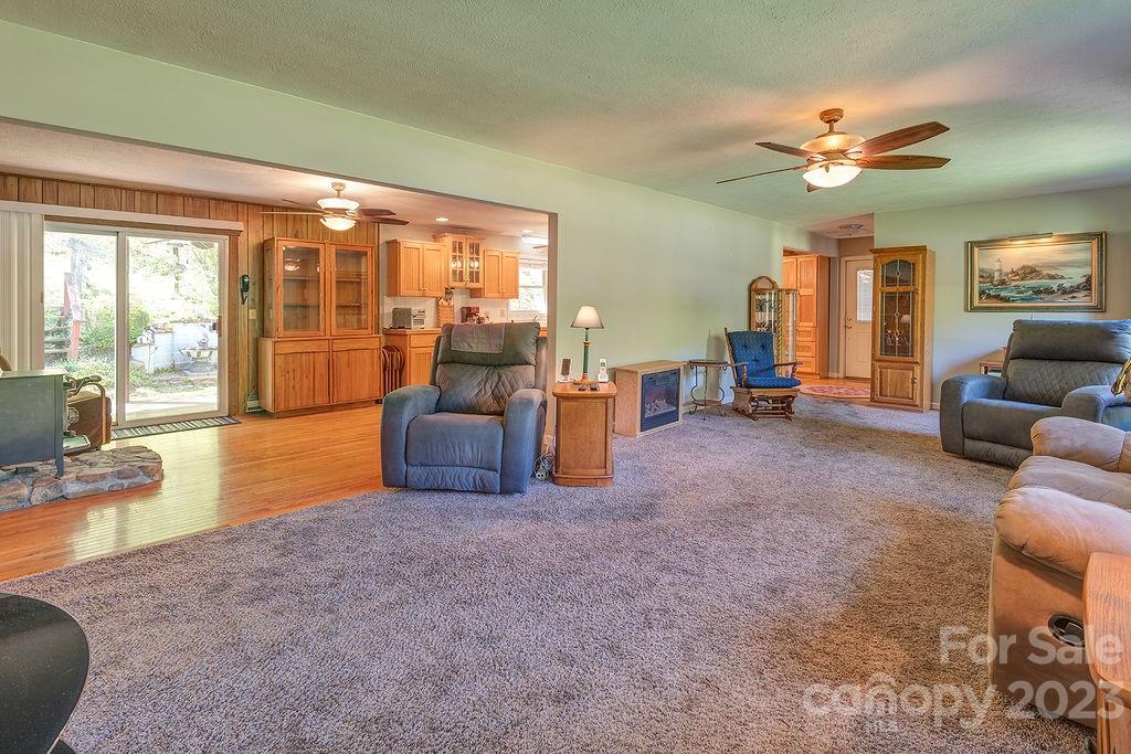 359 North Fork Road Barnardsville NC 28709