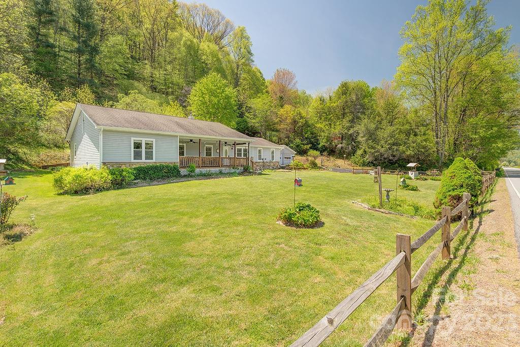 359 North Fork Road Barnardsville NC 28709