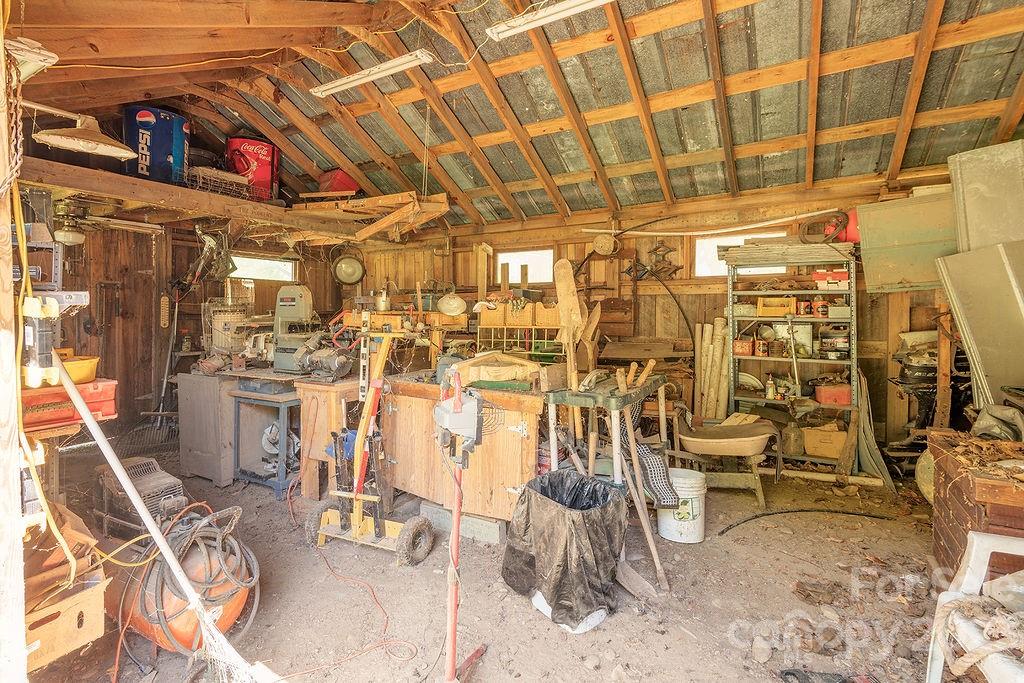 359 North Fork Road Barnardsville NC 28709