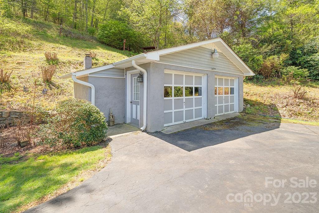 359 North Fork Road Barnardsville NC 28709