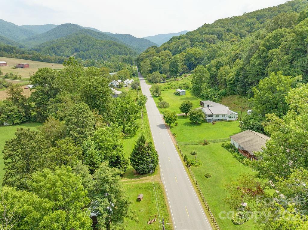 359 North Fork Road Barnardsville NC 28709