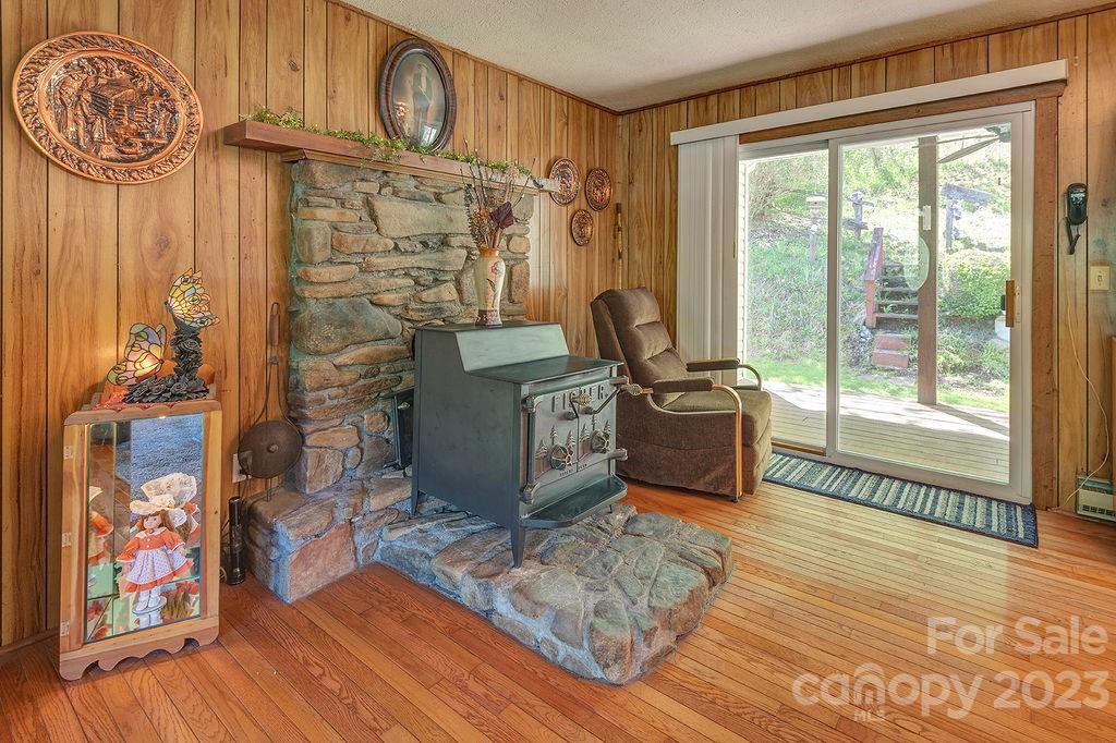 359 North Fork Road Barnardsville NC 28709