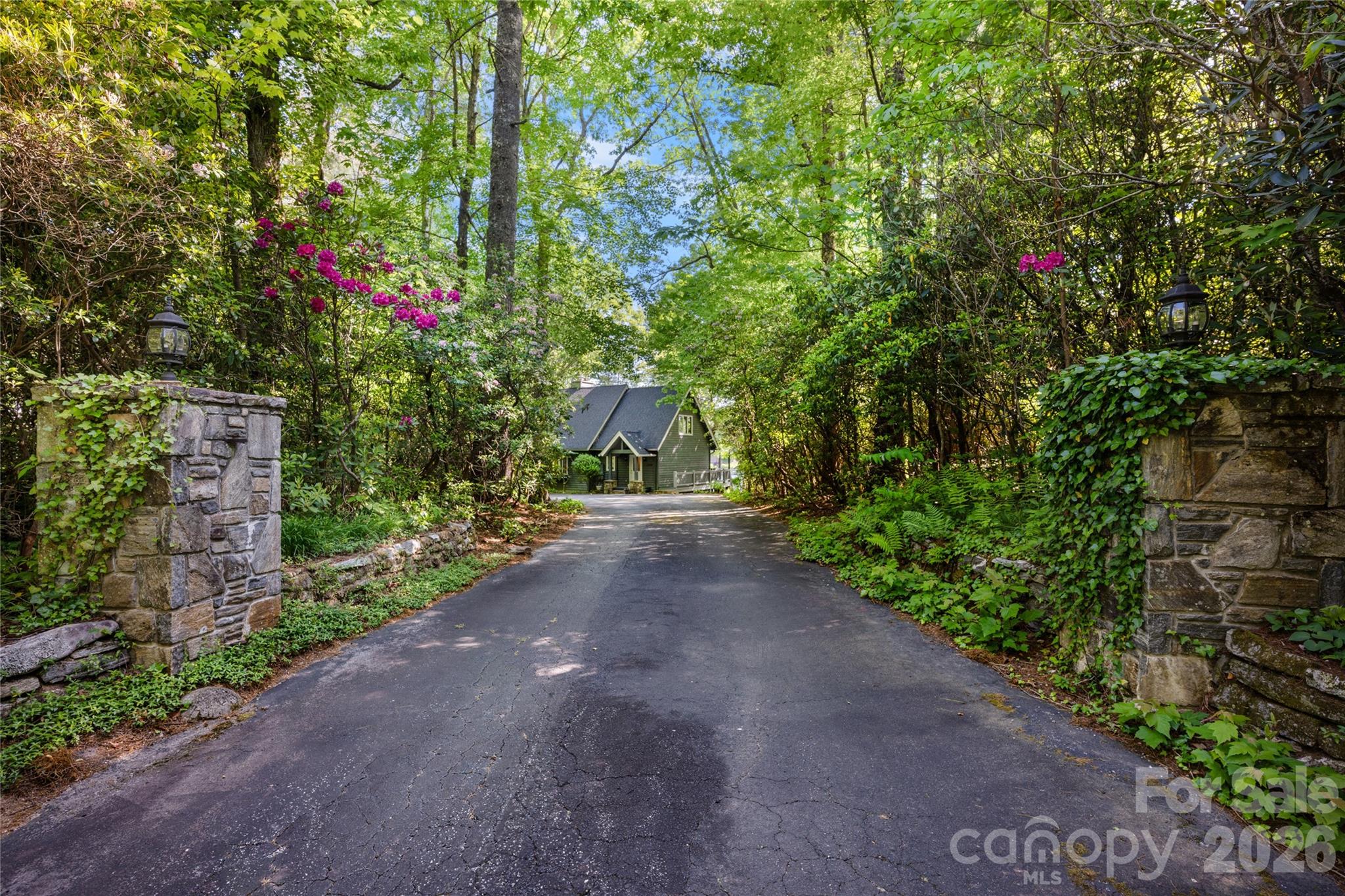 90 West Shore Drive Lake Toxaway NC 28747