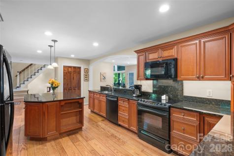 90 West Shore Drive Lake Toxaway NC 28747