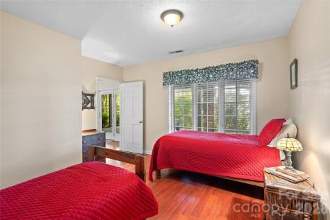 90 West Shore Drive Lake Toxaway NC 28747