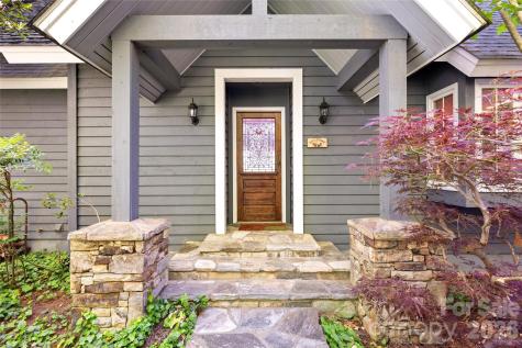 90 West Shore Drive Lake Toxaway NC 28747