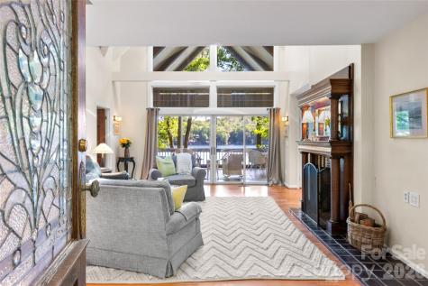 90 West Shore Drive Lake Toxaway NC 28747