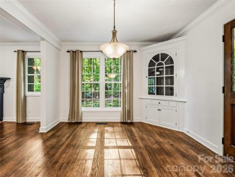 2388 Hebron Road Hendersonville NC 28739
