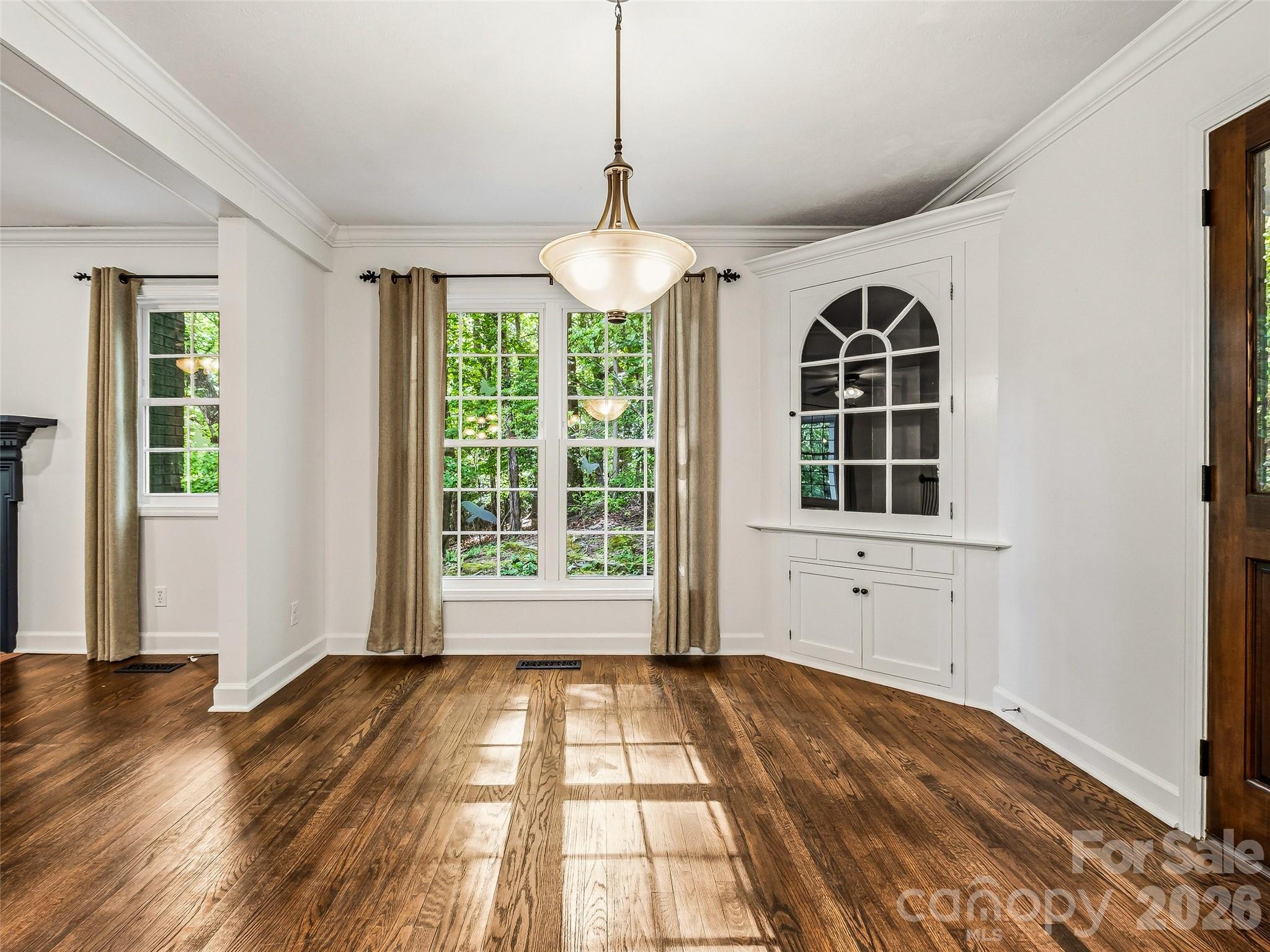 2388 Hebron Road Hendersonville NC 28739
