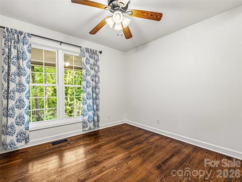 2388 Hebron Road Hendersonville NC 28739