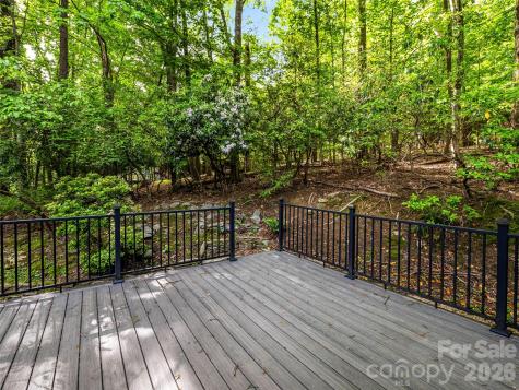 2388 Hebron Road Hendersonville NC 28739