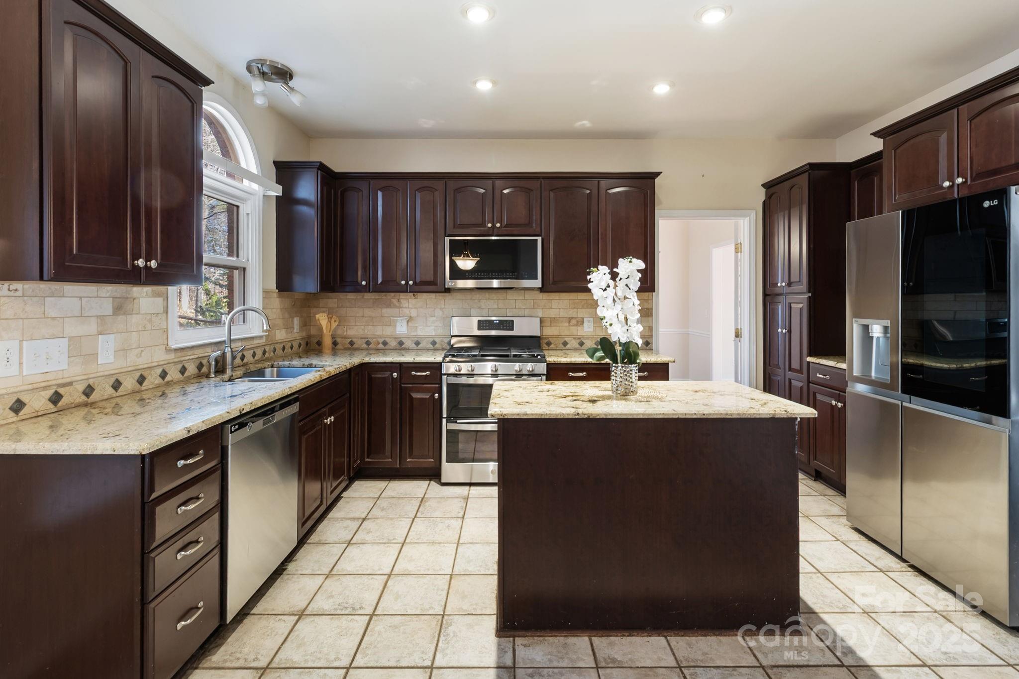 4806 Hickory Glen Drive Matthews NC 28105