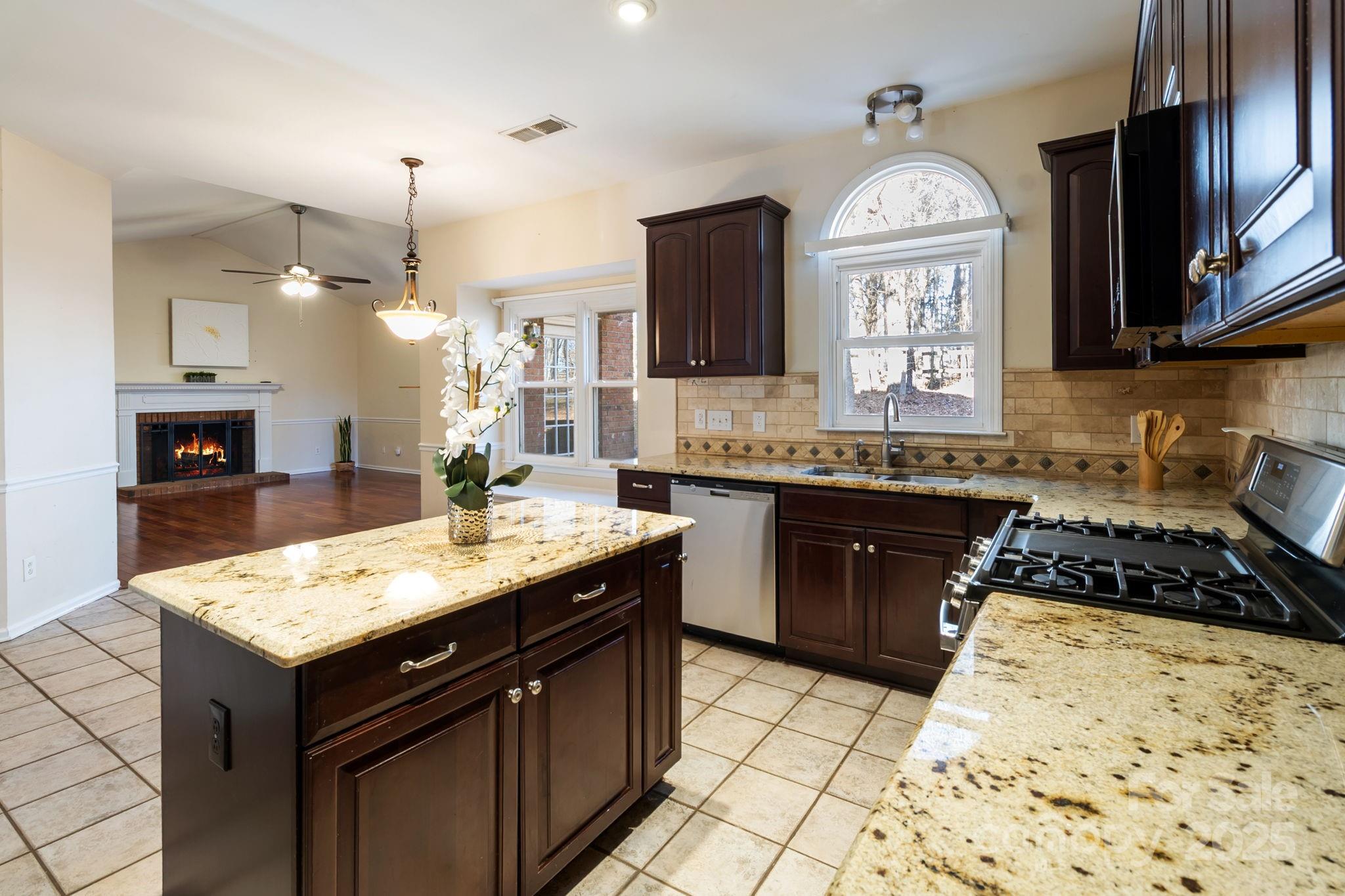 4806 Hickory Glen Drive Matthews NC 28105