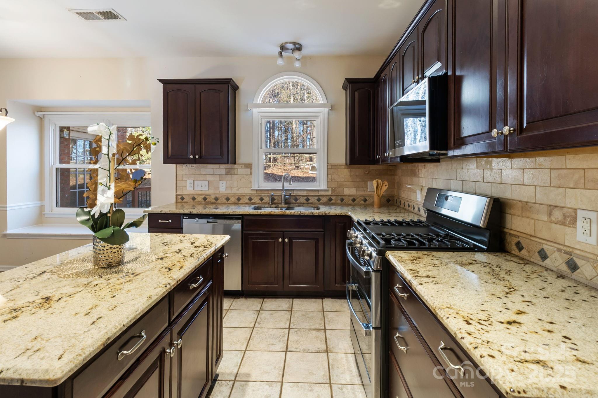4806 Hickory Glen Drive Matthews NC 28105