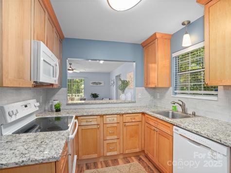 1 Rocking Porch Road Asheville NC 28805