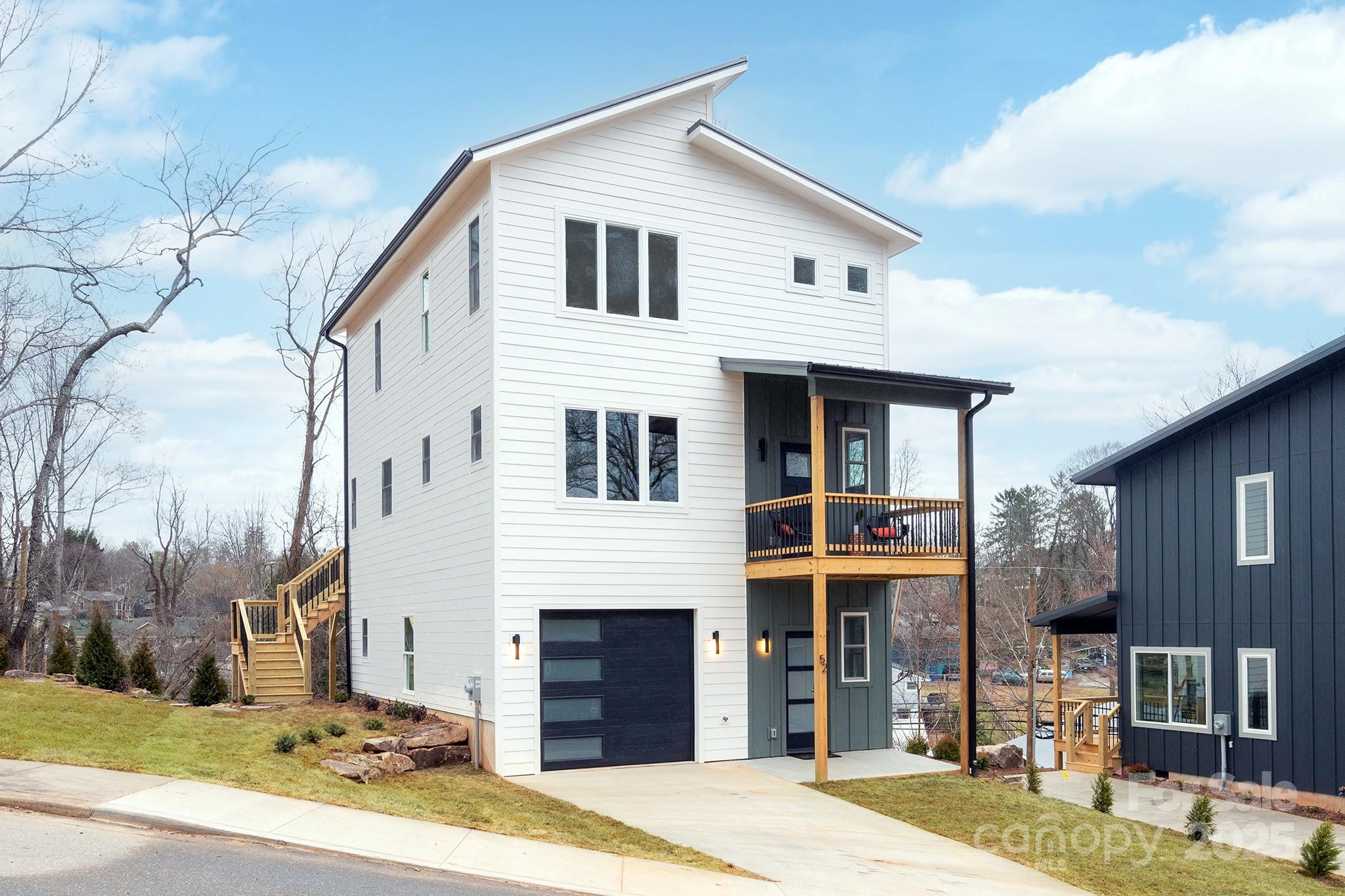 52 Harnett Street Asheville NC 28806