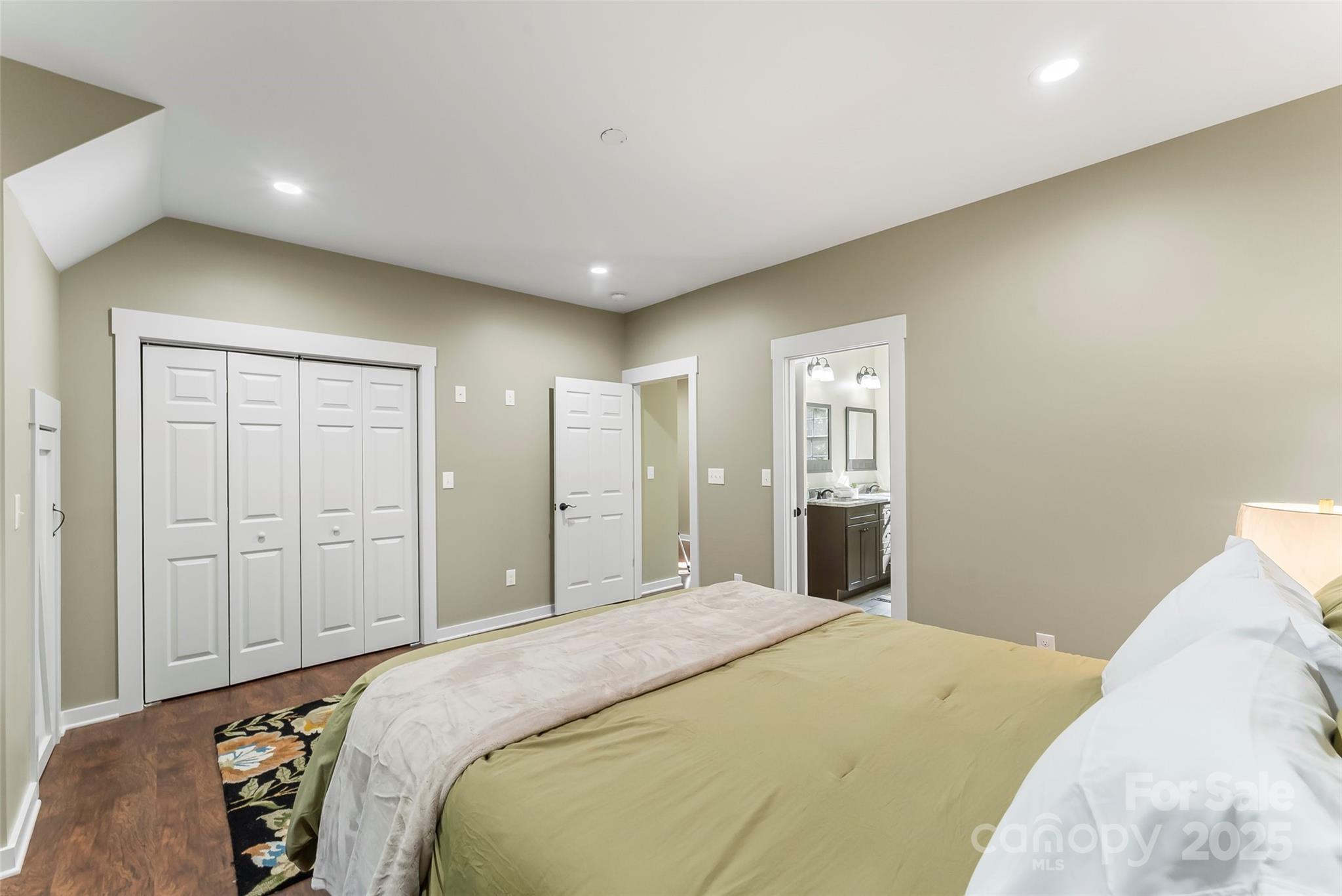 90 Clinchfield Gap Road Marion NC 28752