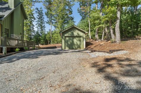 90 Clinchfield Gap Road Marion NC 28752