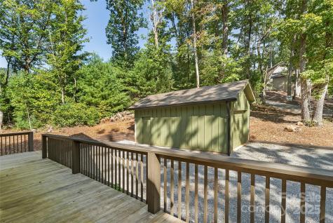 90 Clinchfield Gap Road Marion NC 28752