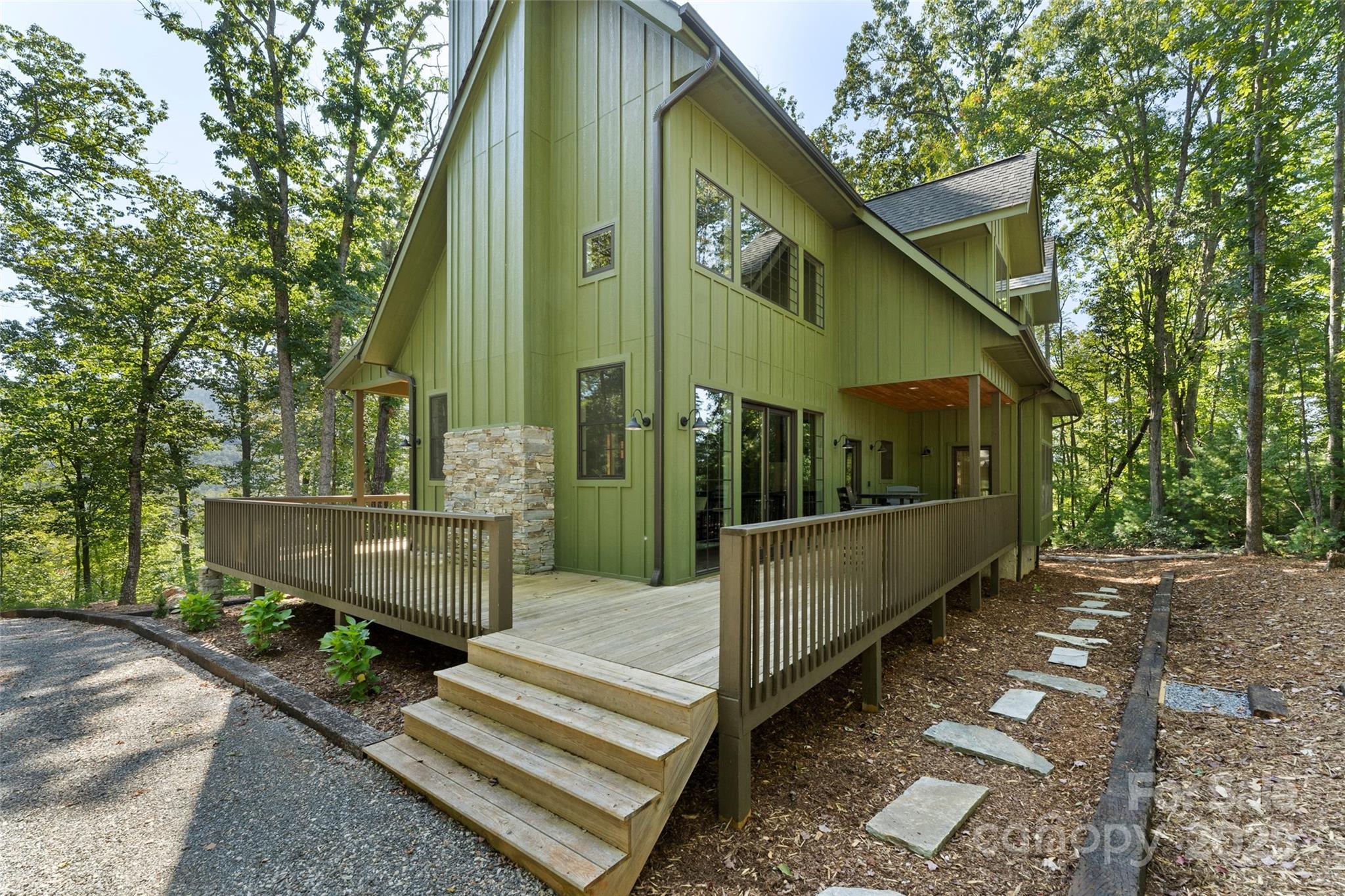90 Clinchfield Gap Road Marion NC 28752