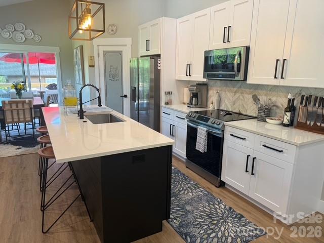 1 Little Oak Road Leicester NC 28748