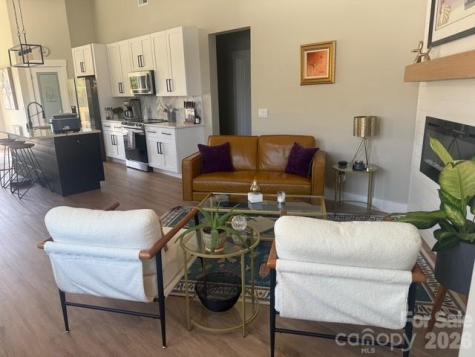 1 Little Oak Road Leicester NC 28748