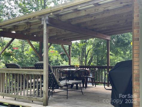433 Leah Drive Bakersville NC 28705