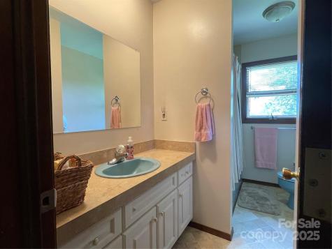 433 Leah Drive Bakersville NC 28705
