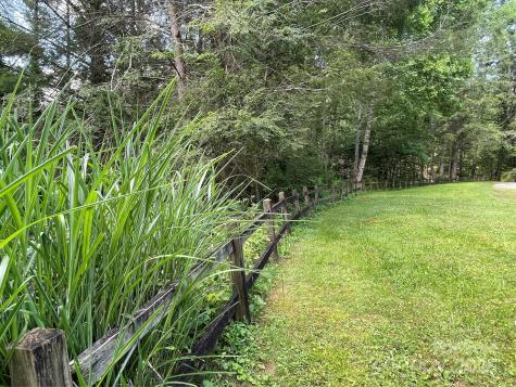 433 Leah Drive Bakersville NC 28705