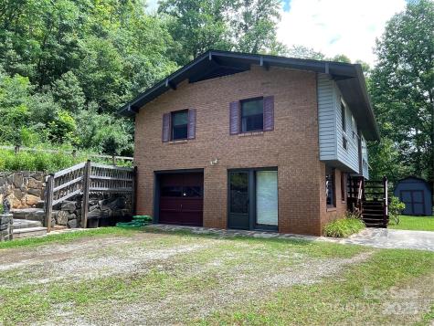 433 Leah Drive Bakersville NC 28705