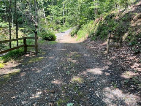 433 Leah Drive Bakersville NC 28705
