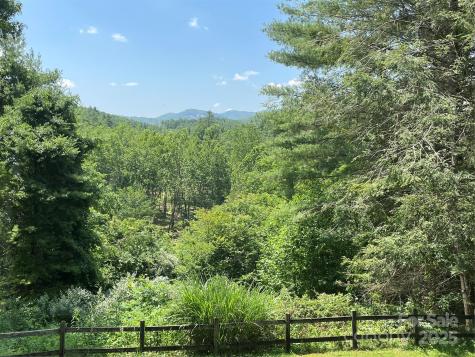 433 Leah Drive Bakersville NC 28705