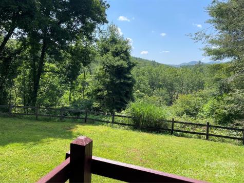 433 Leah Drive Bakersville NC 28705