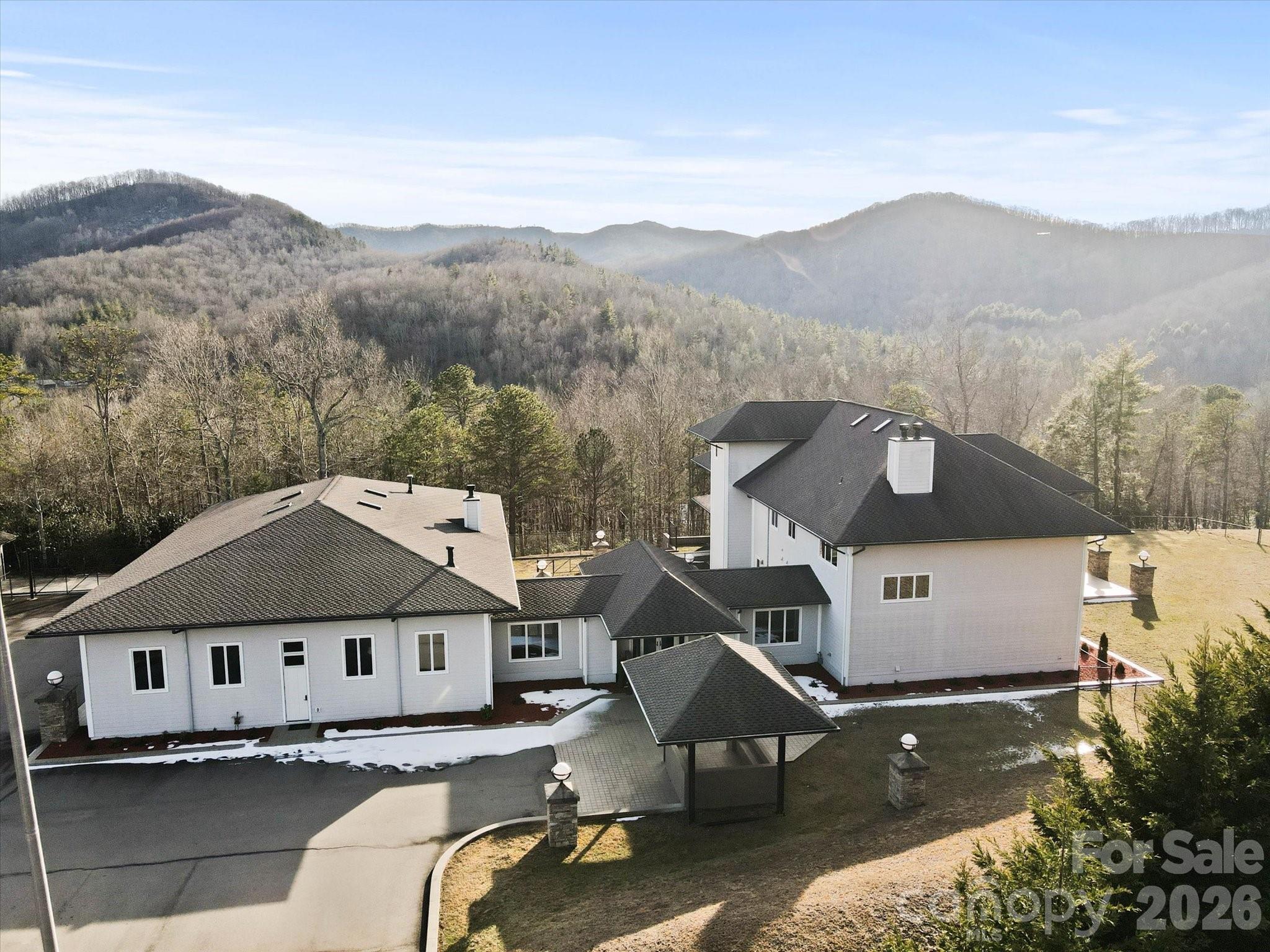 151 Pine Ridge Road Burnsville NC 28714