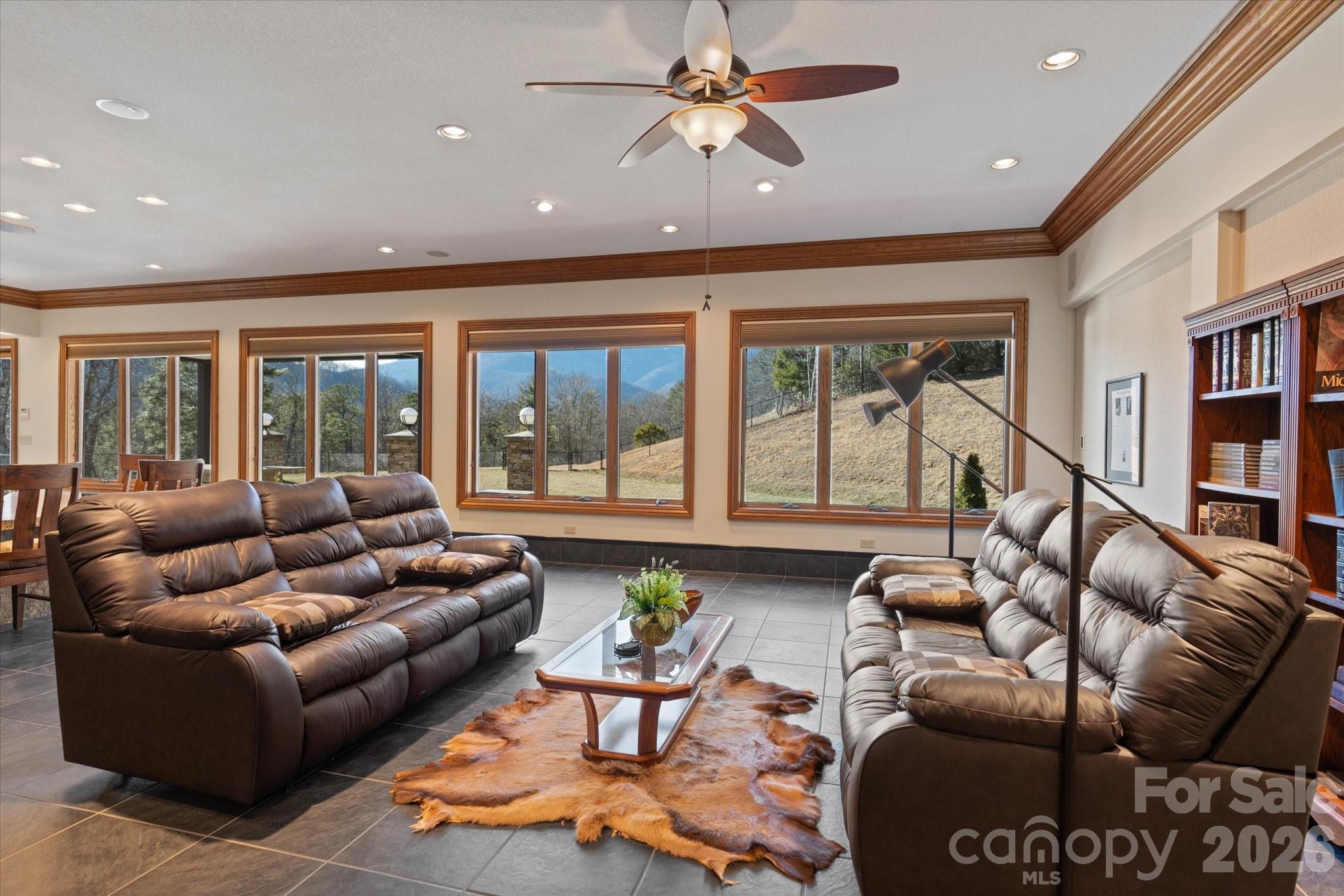 151 Pine Ridge Road Burnsville NC 28714