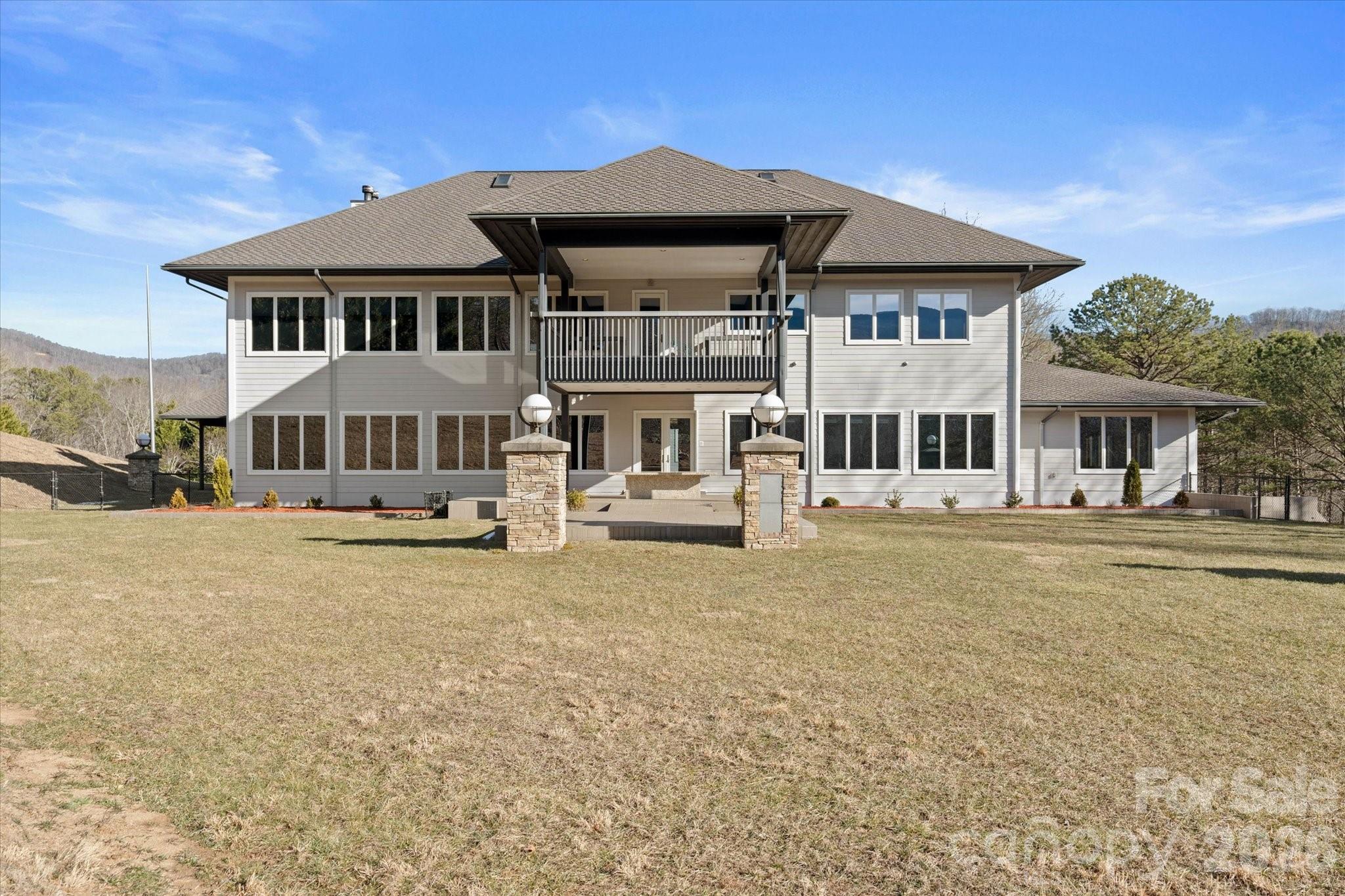 151 Pine Ridge Road Burnsville NC 28714