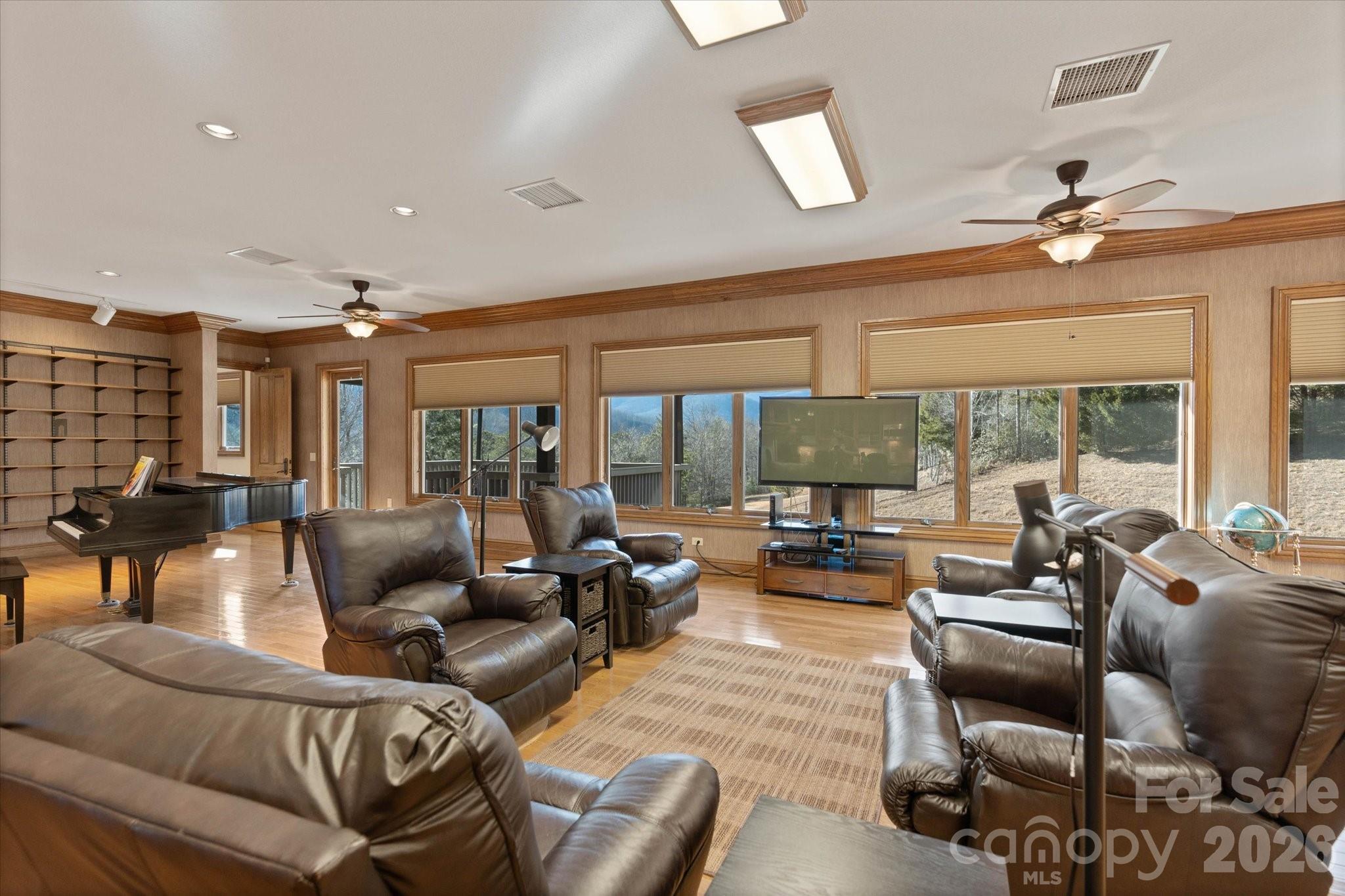 151 Pine Ridge Road Burnsville NC 28714