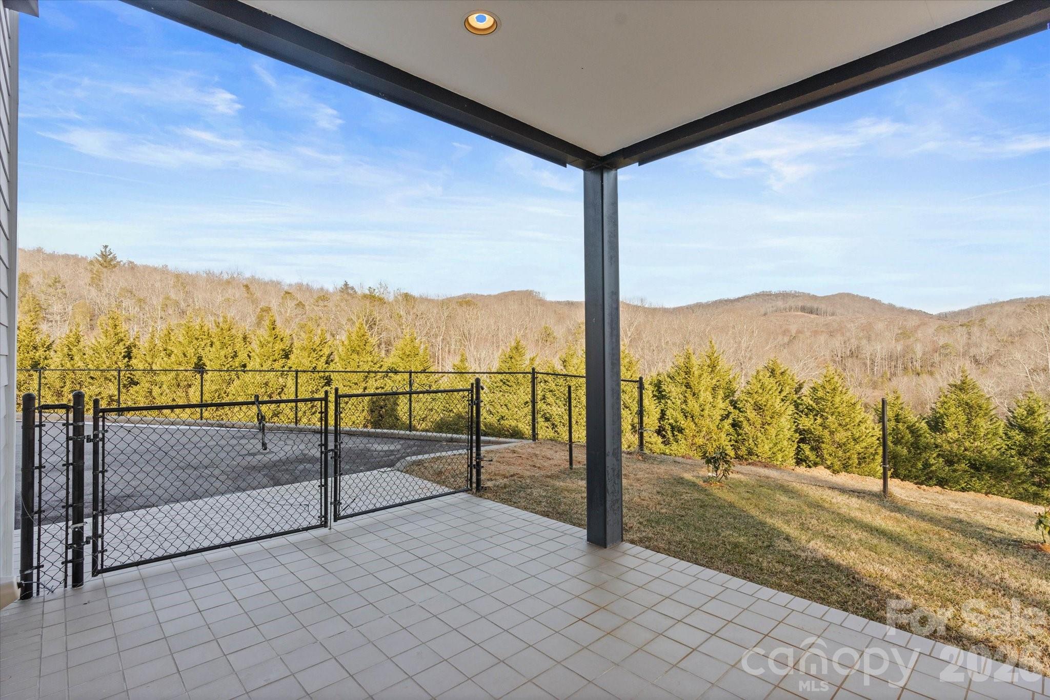 151 Pine Ridge Road Burnsville NC 28714