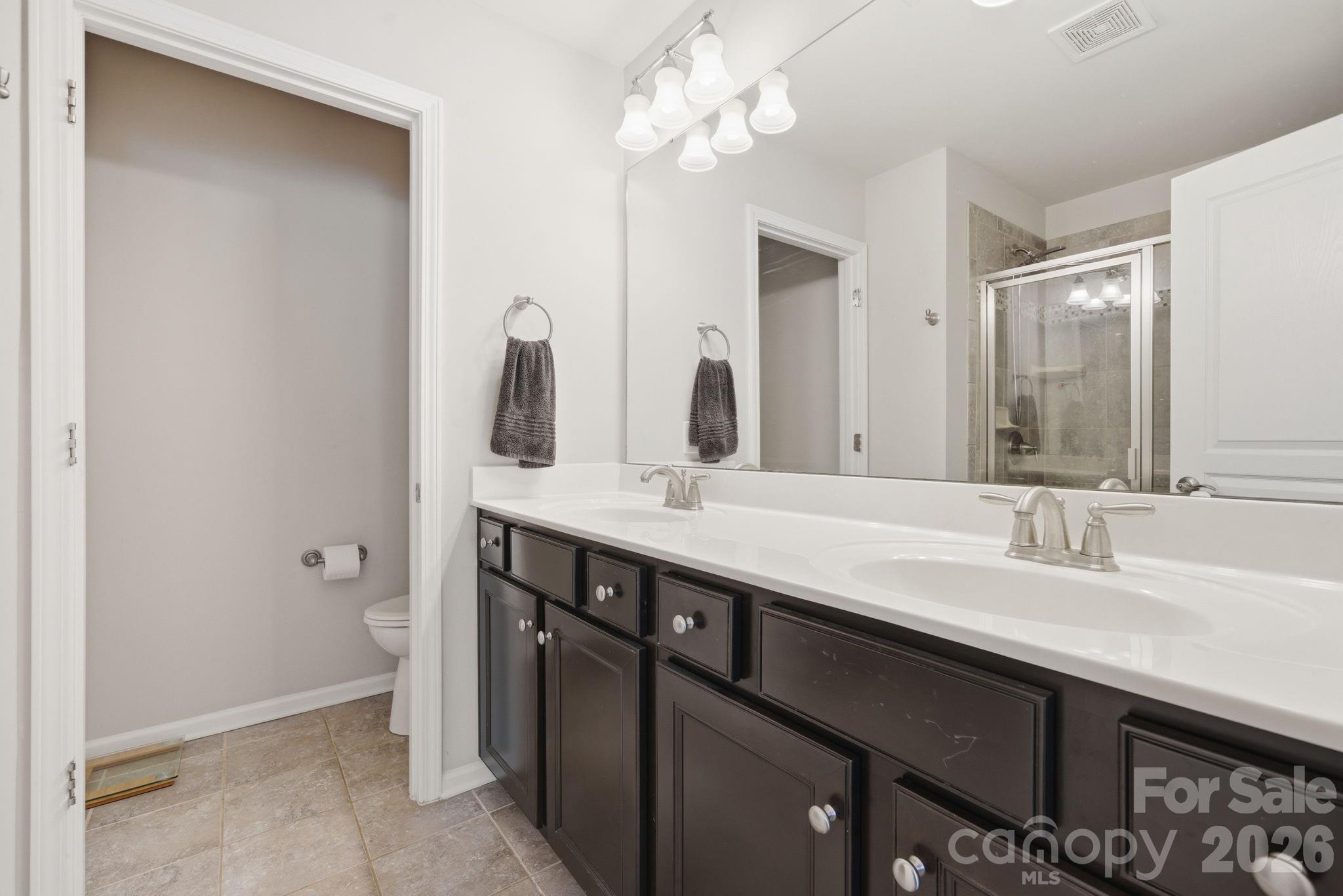 2441 Diplomat Lane Charlotte NC 28210