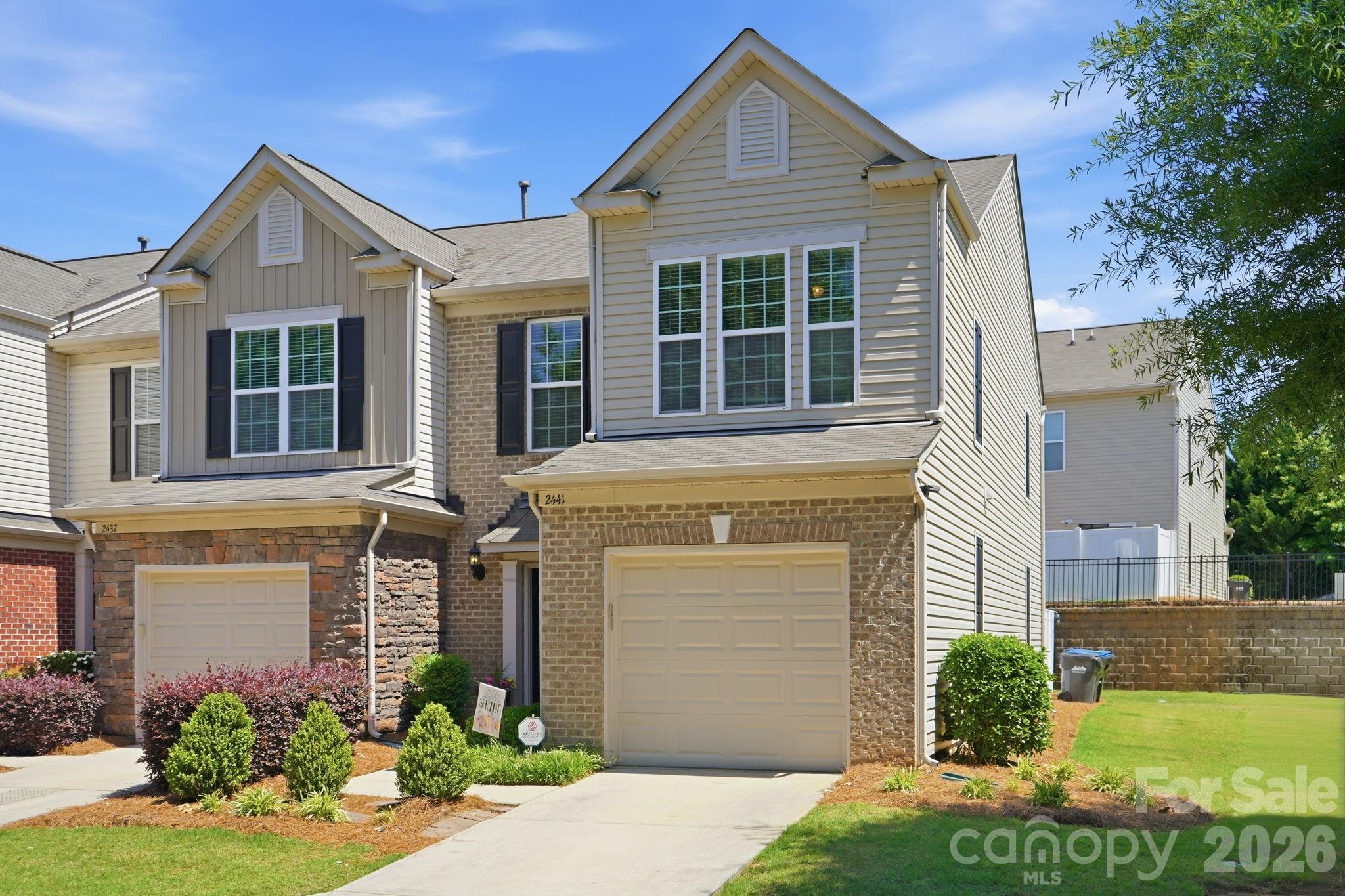 2441 Diplomat Lane Charlotte NC 28210