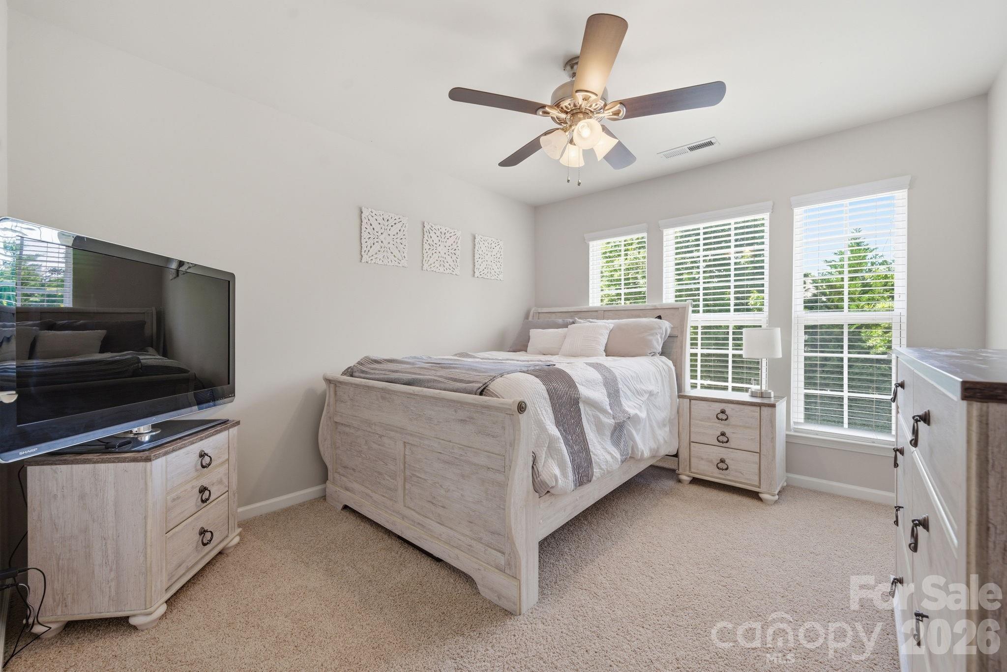 2441 Diplomat Lane Charlotte NC 28210
