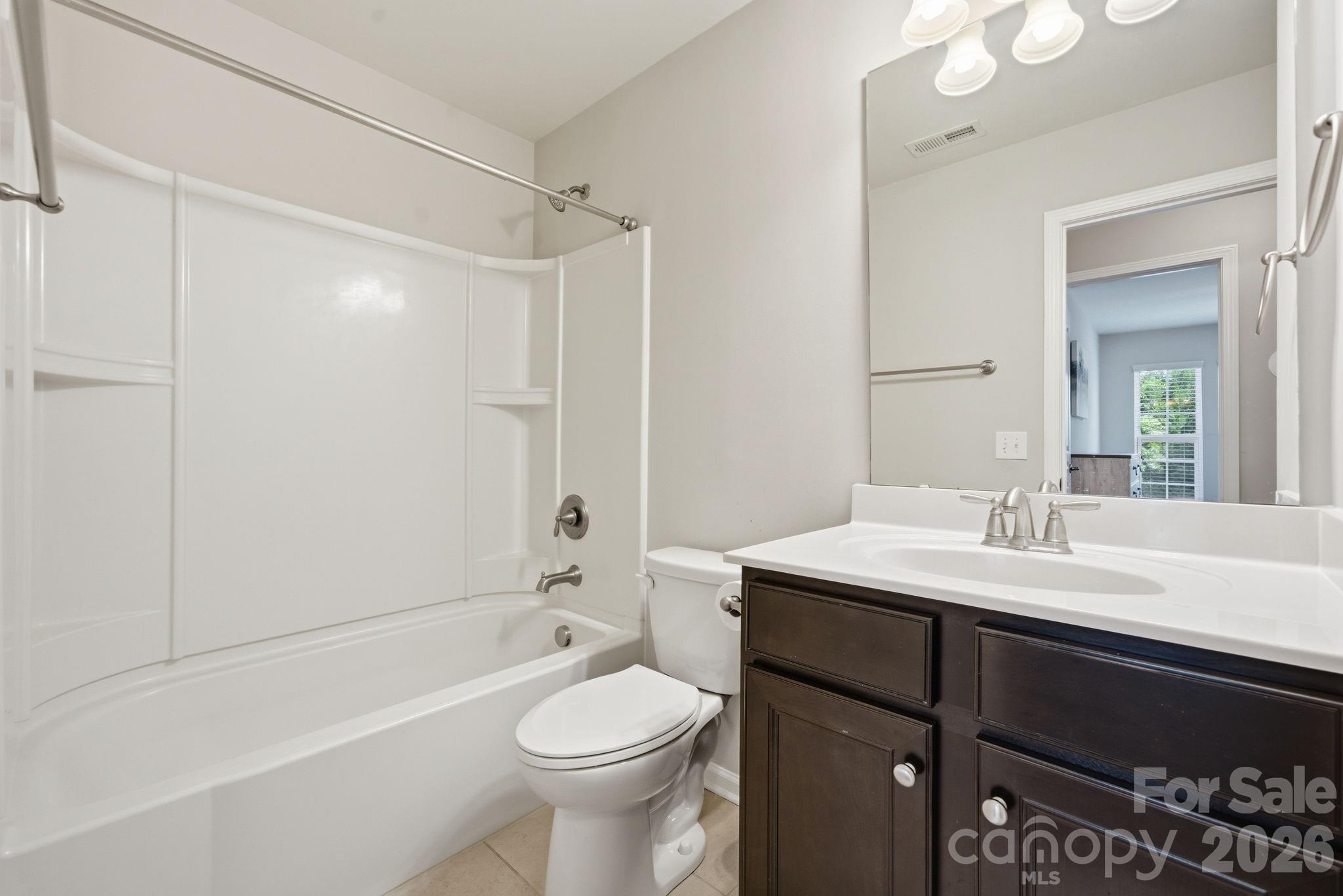 2441 Diplomat Lane Charlotte NC 28210
