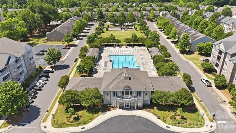 2441 Diplomat Lane Charlotte NC 28210